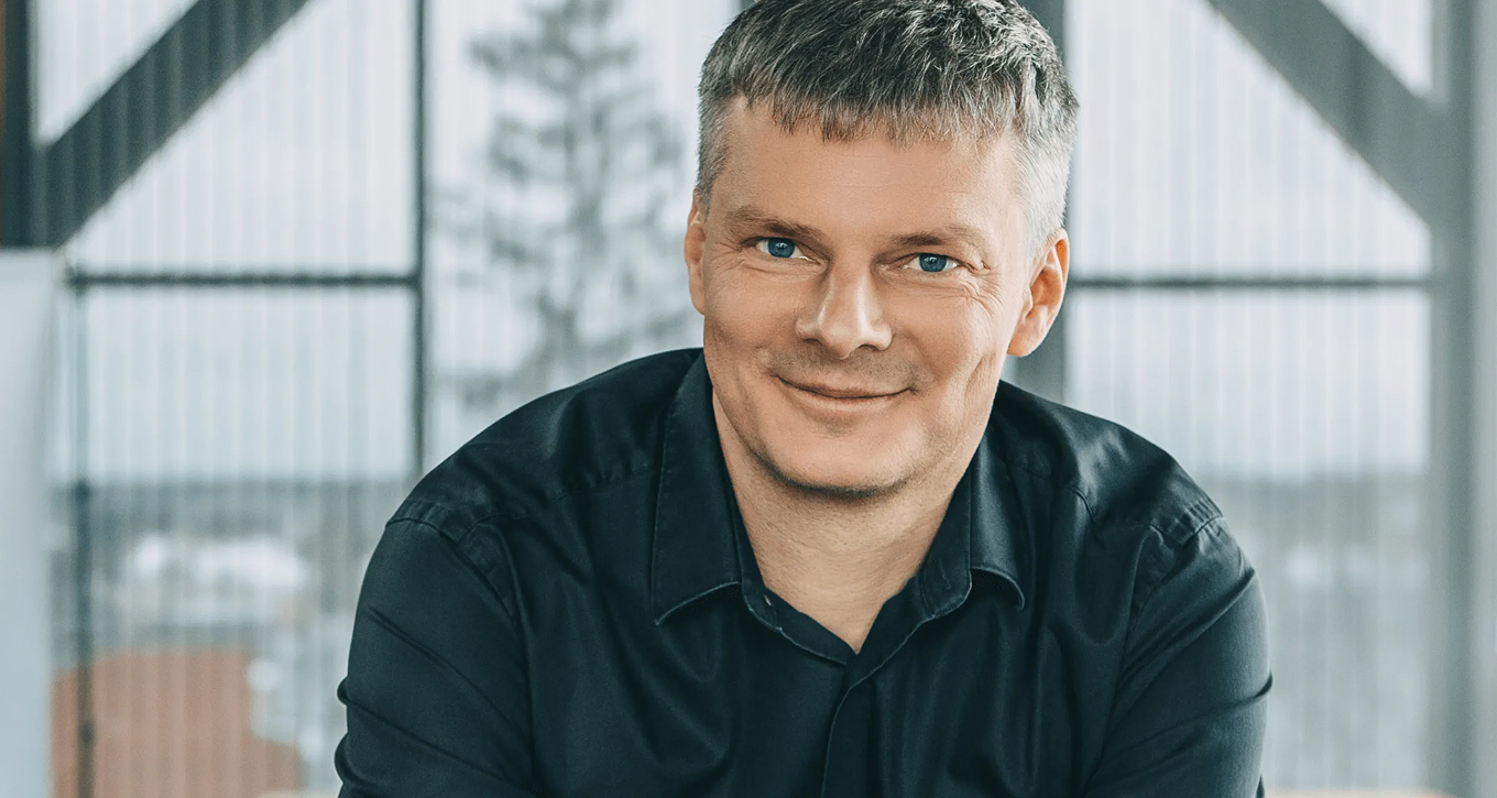 Александр Дубовенко из GOOD WOOD