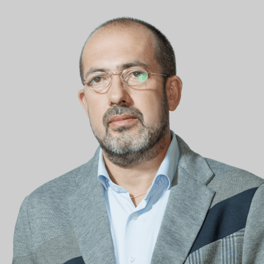 Александр Ларьяновский