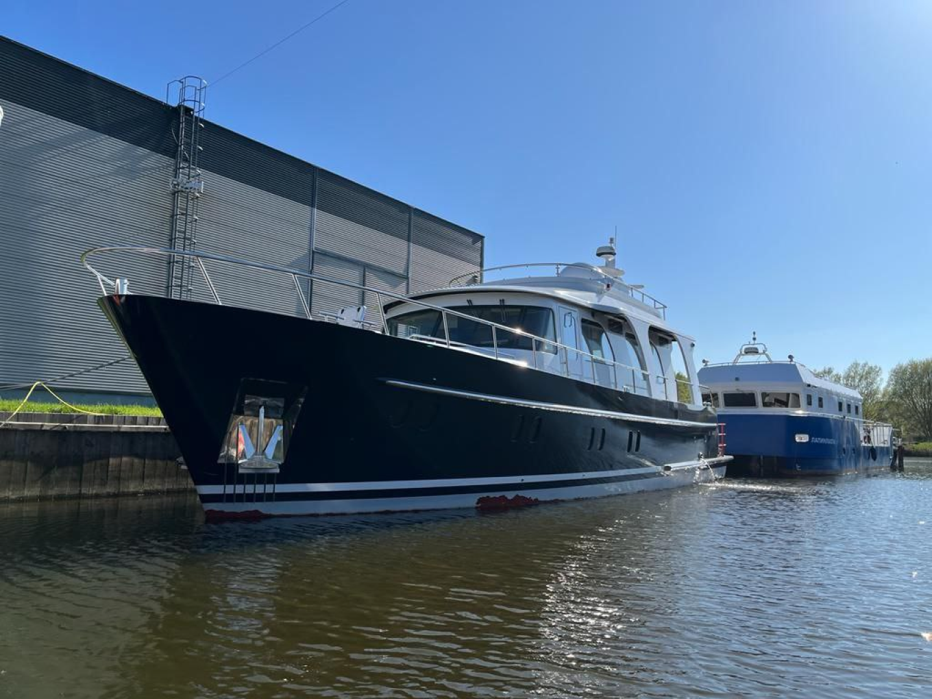 Усиленная носовая часть судна