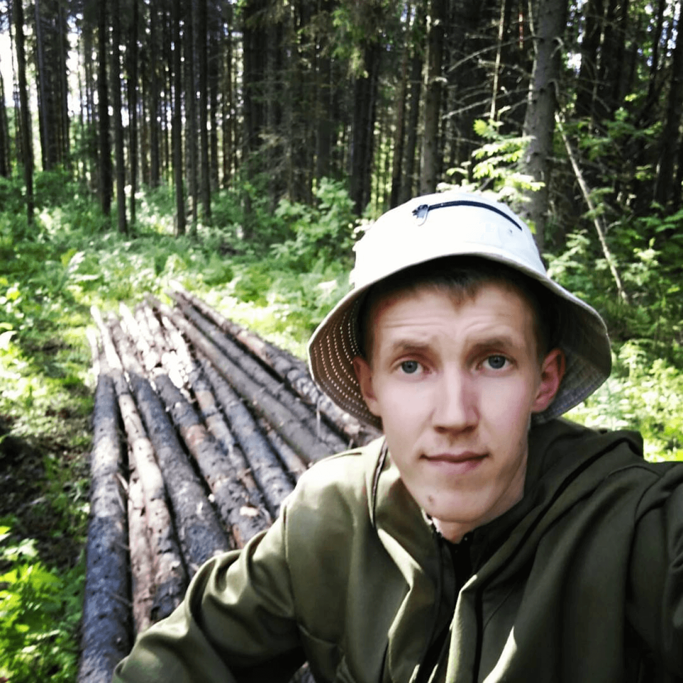 Сбор жердей для строительства на производстве сушил для веников