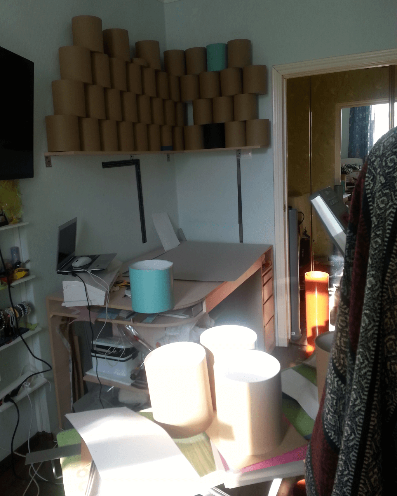 Мастерская шляпных коробок