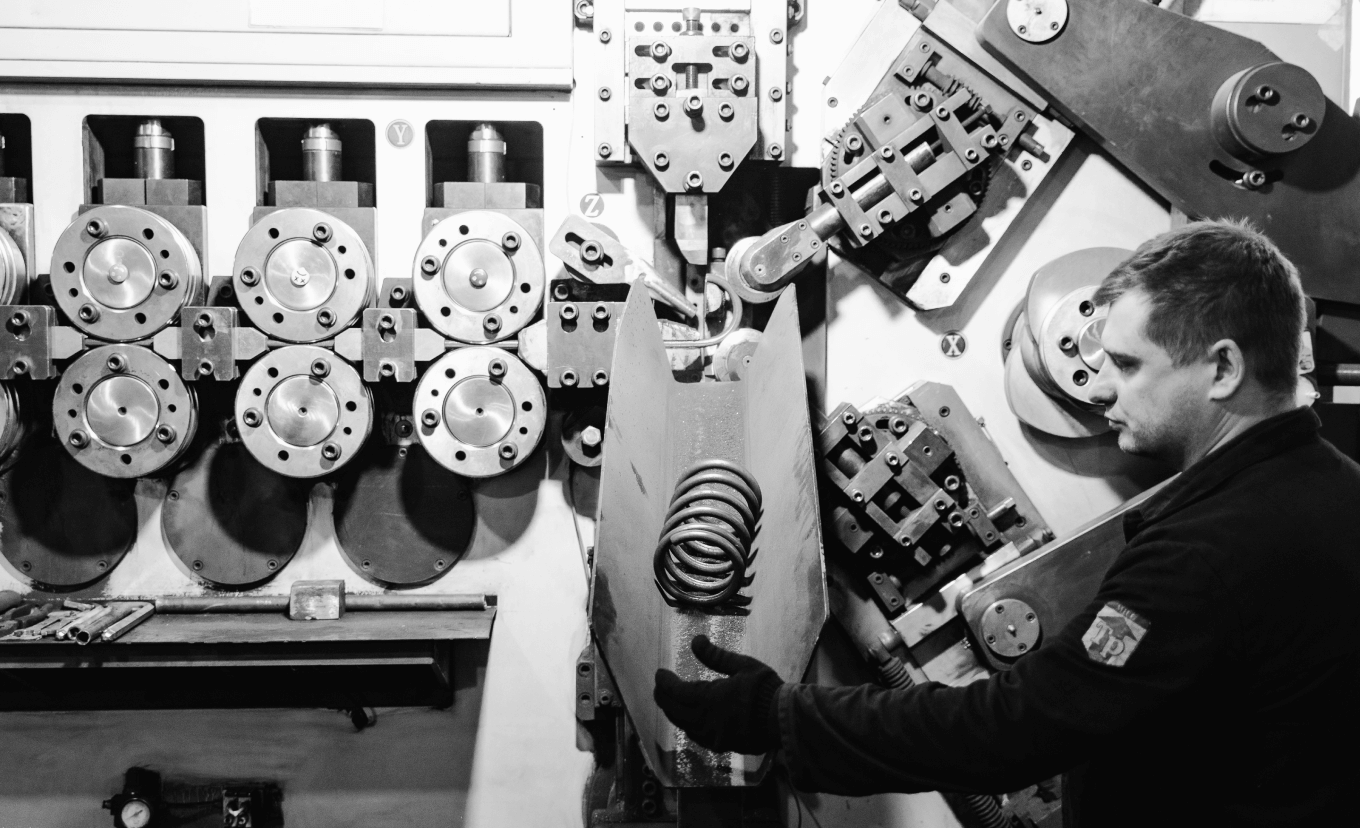 Станок для изготовления пружин