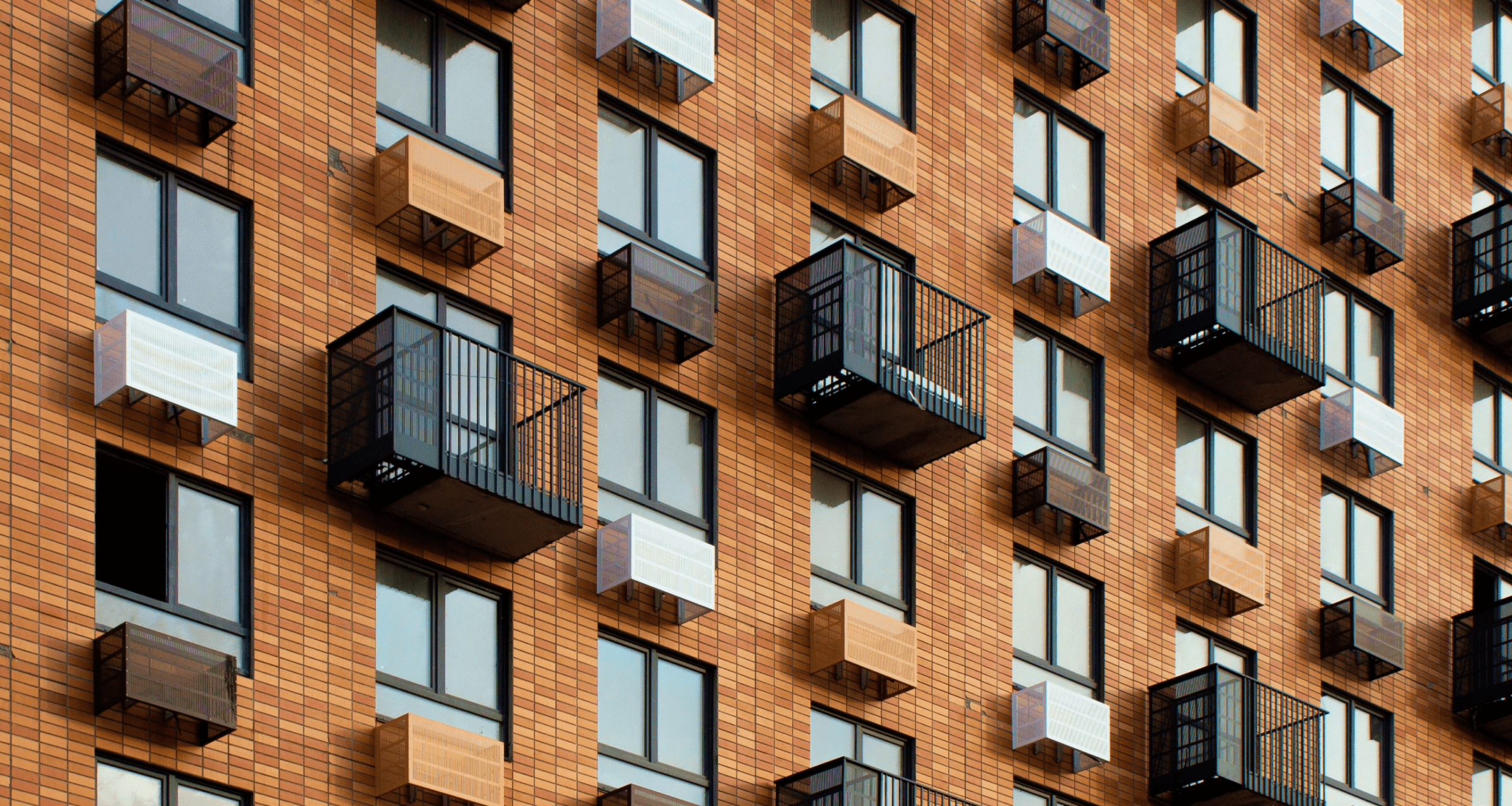 Биография: Эдуард Тиктинский