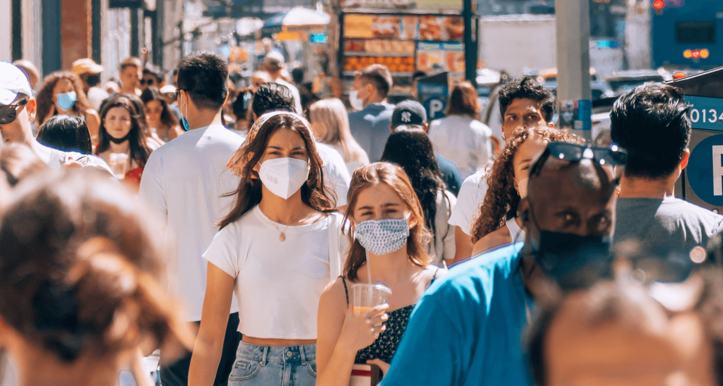 «Заработали на масках 5 млн рублей за две недели»: как случайная идея спасла бизнес от закрытия