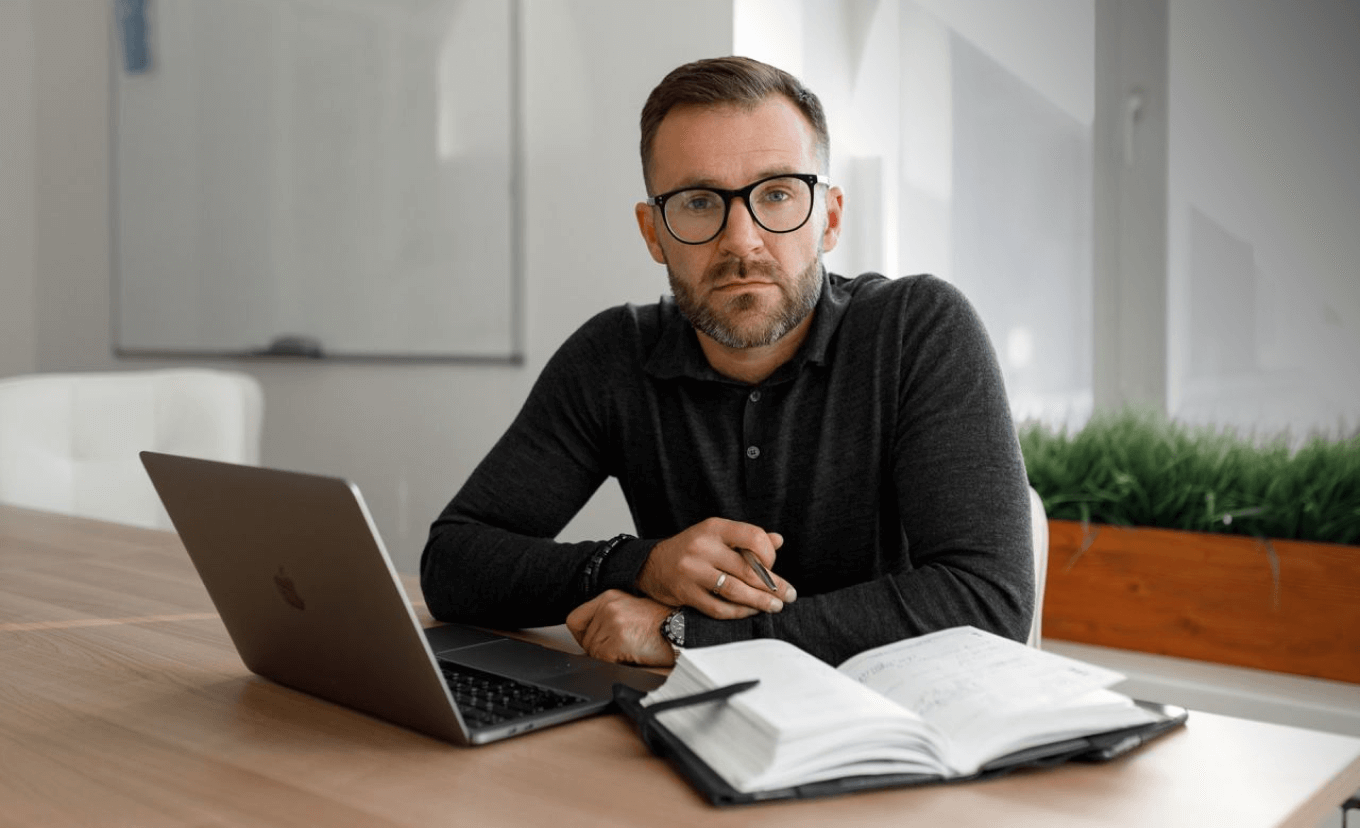 Дмитрий Гусев