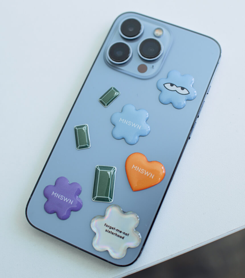 Незабудки — лицо бренда Moonswoon