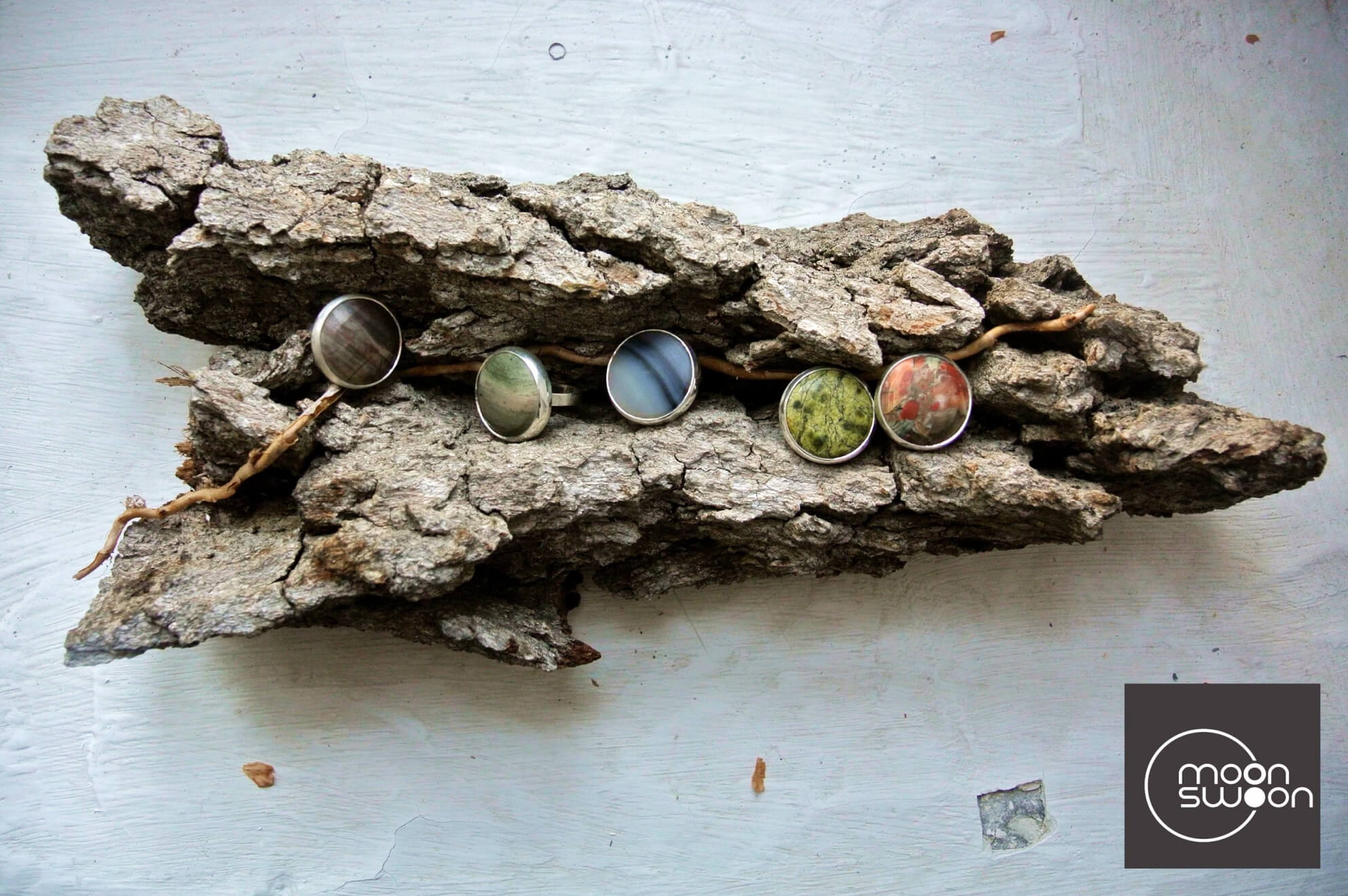 Фото из группы во ВКонтакте Moonswoon