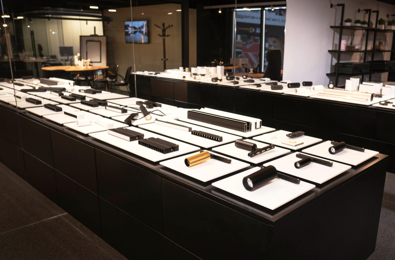 Шоурум Luminotti