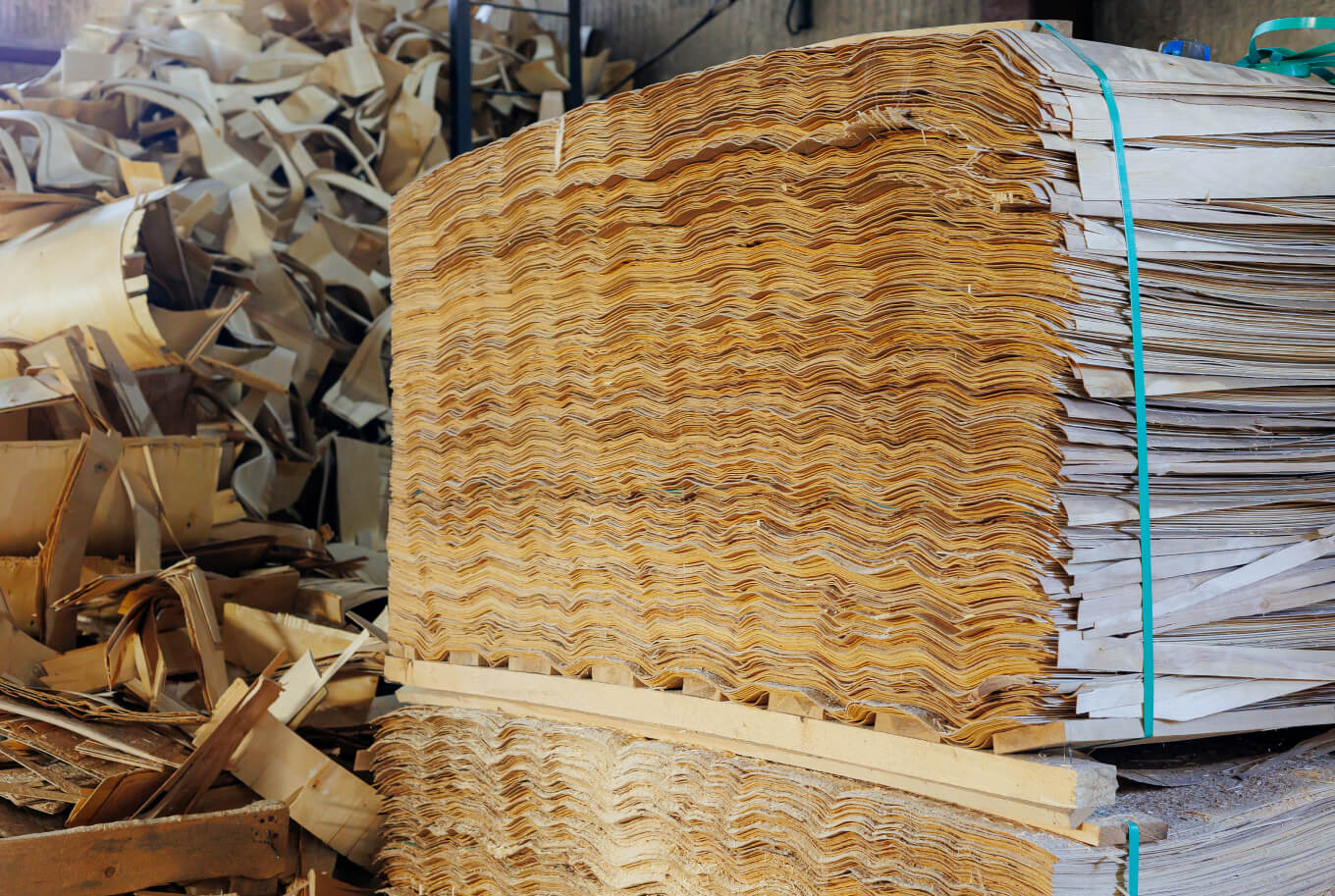 Листы шпона для изготовления мебели