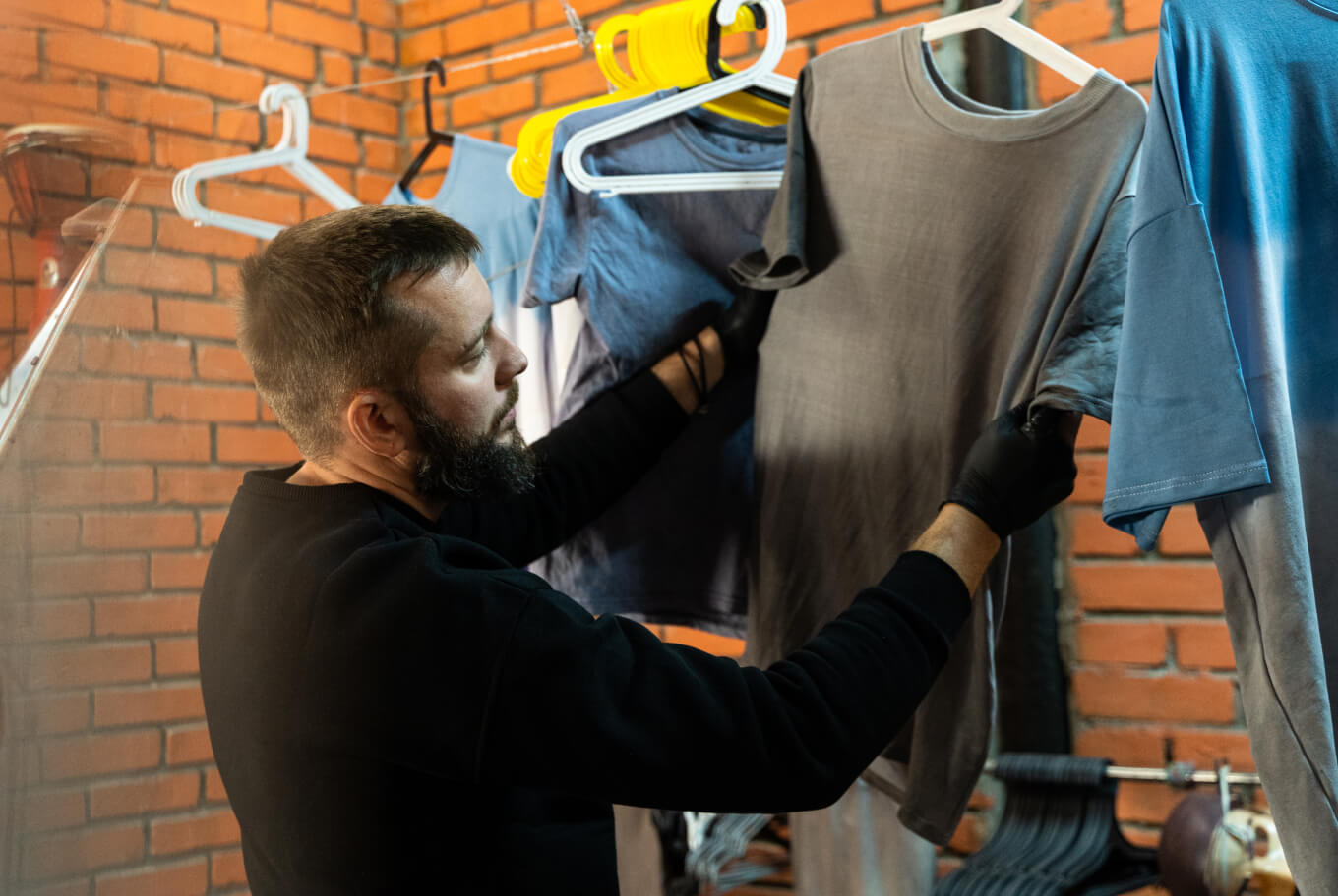 Образец футболки может окраситься