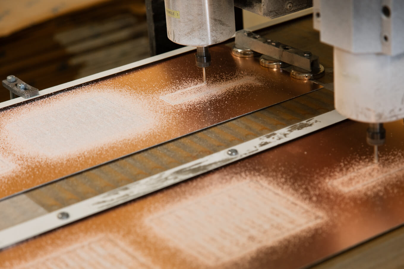 Процесс изготовления офисных светильников