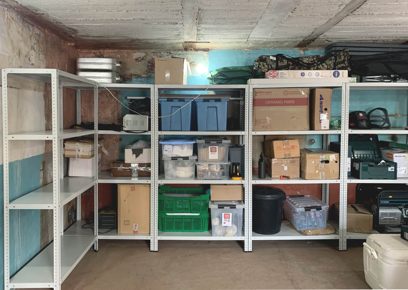 Все оборудование увезли на склад