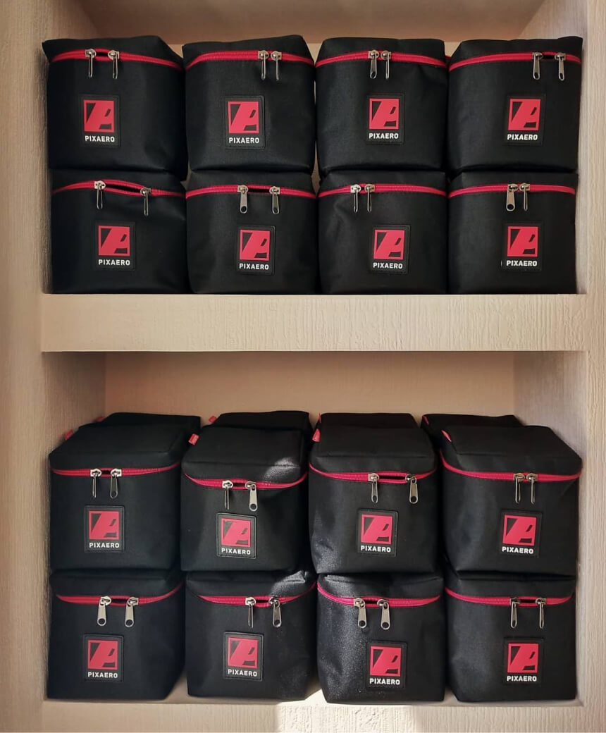 Первая партия мобильных телесуфлеров