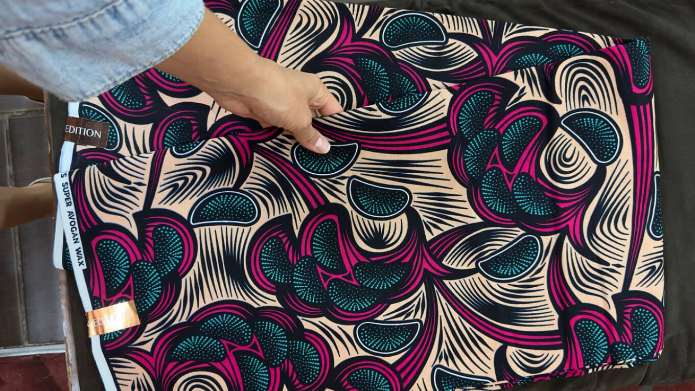 Яркие ткани