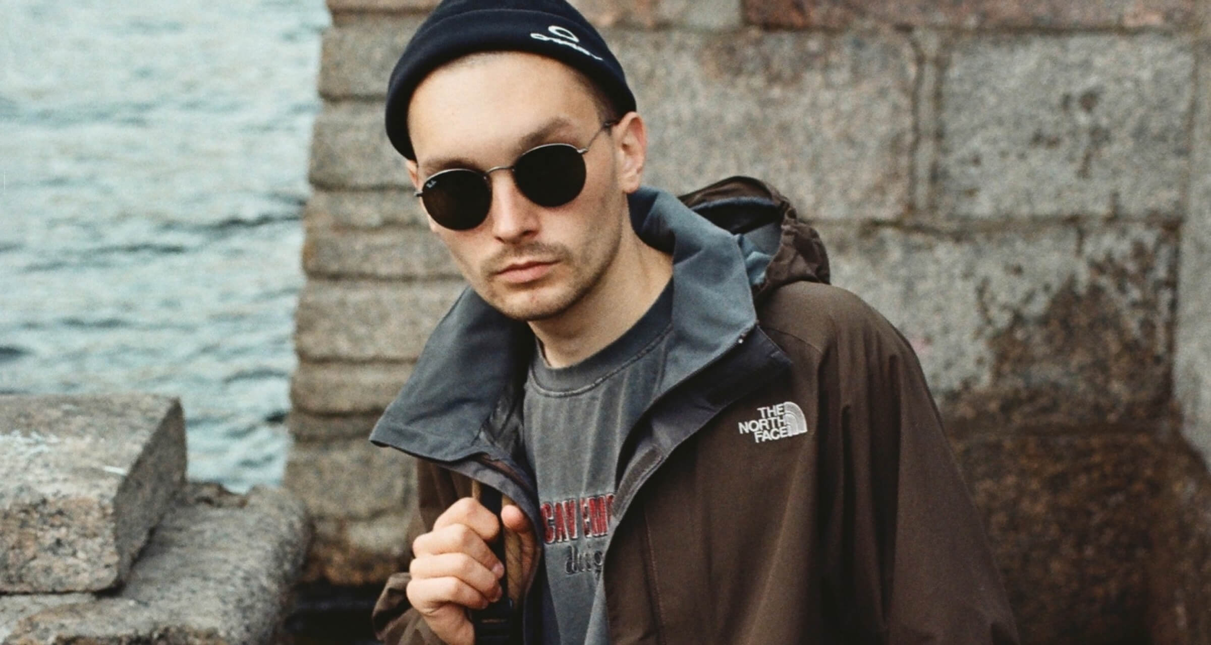 Как к 24 годам иметь десятилетний опыт продаж: история студента, который открыл шоурум архивной одежды