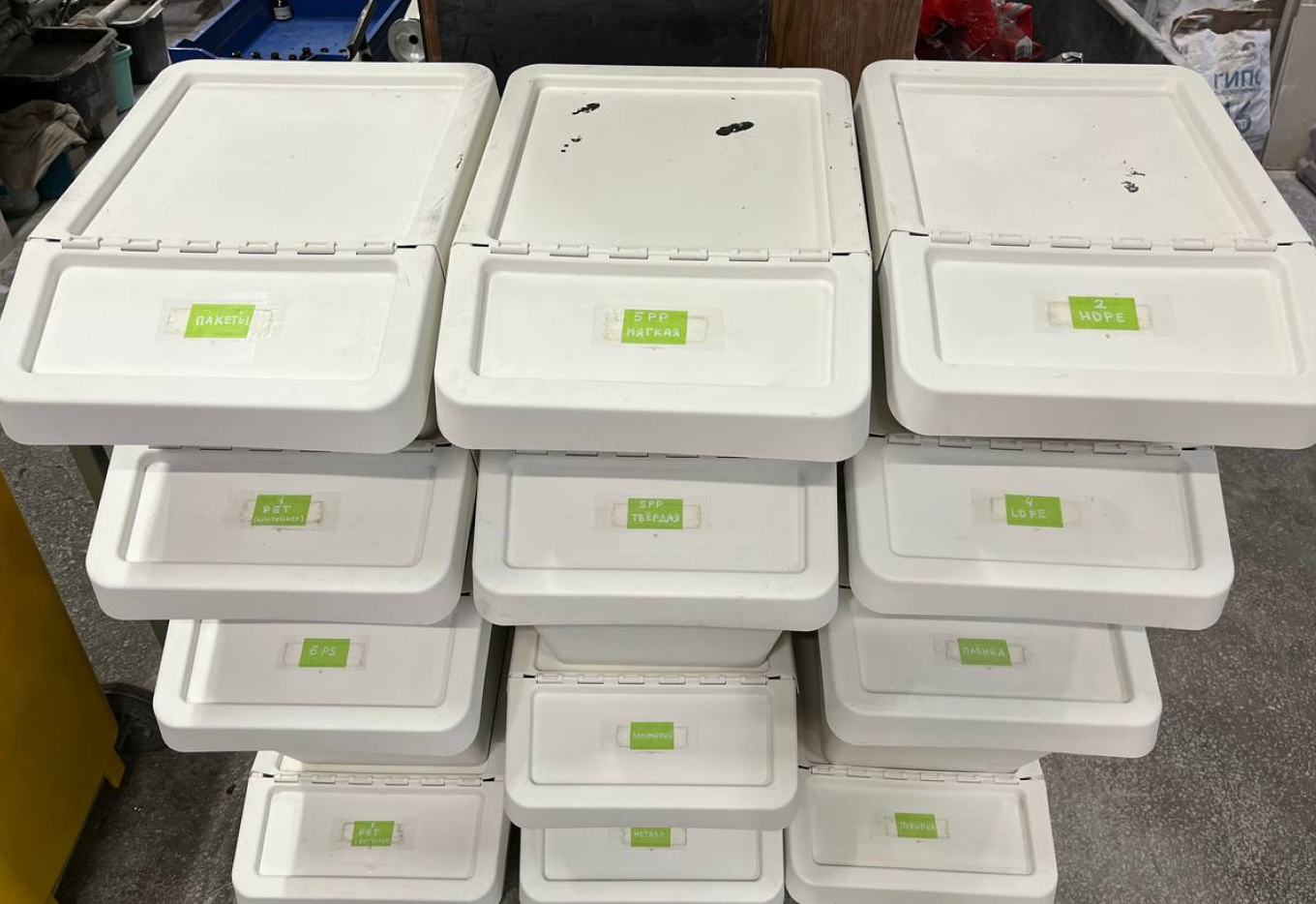 баки для раздельного сбора мусора