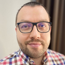 Антон Харламов