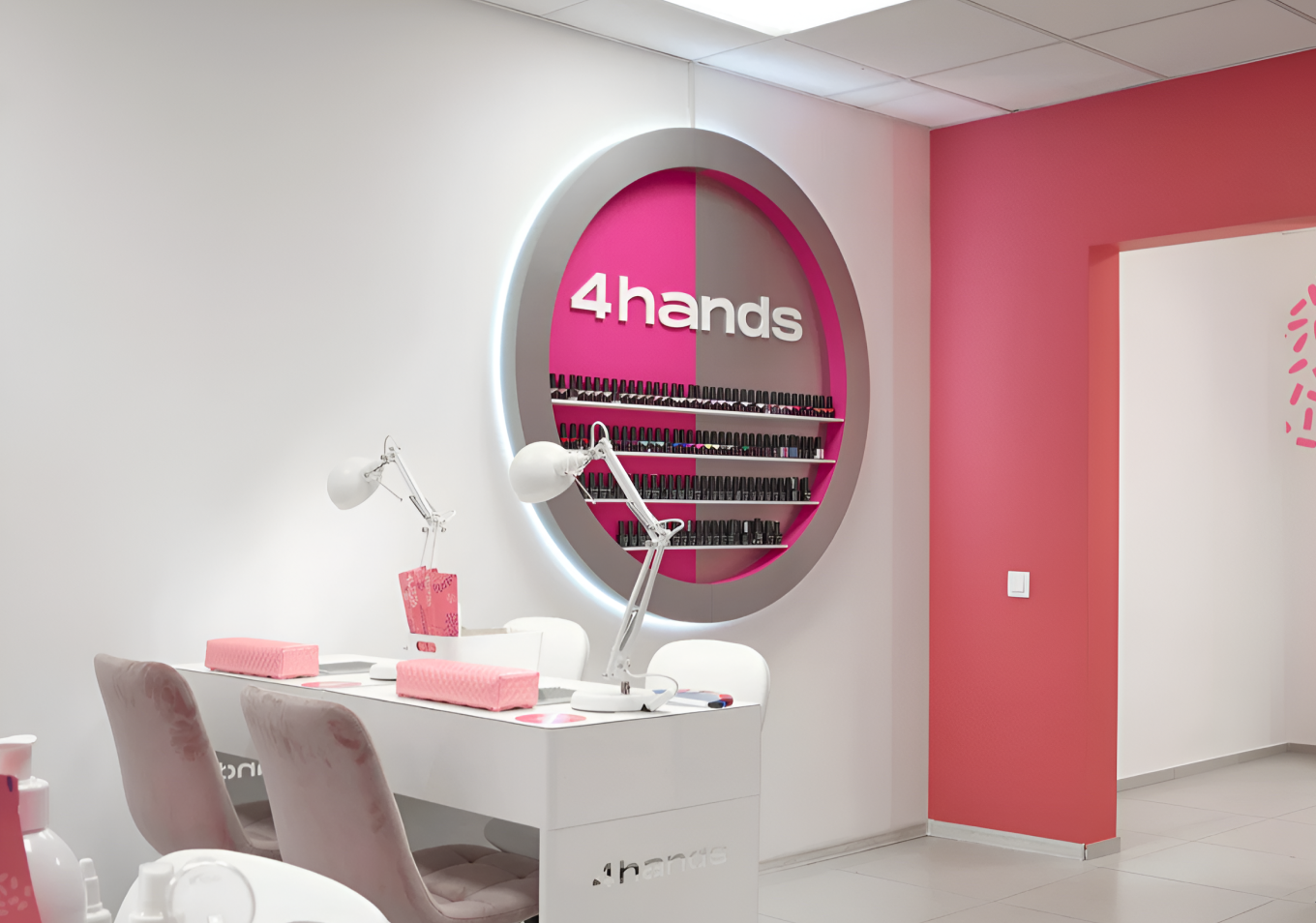 Пример наименования салона маникюра