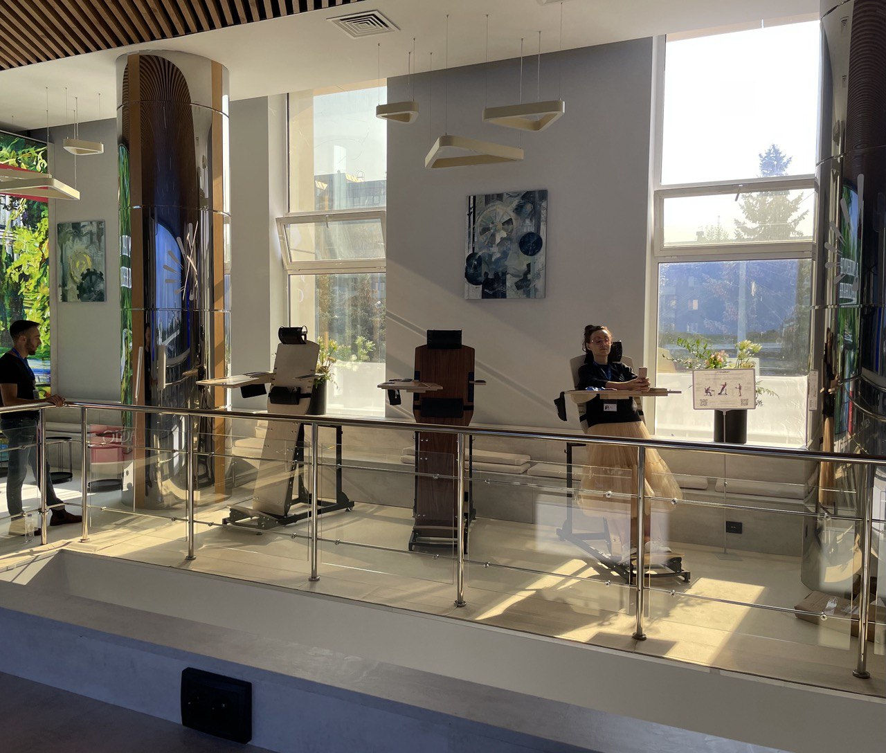 Рабочее место и стендфит