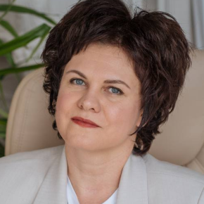 Юлия Комарова