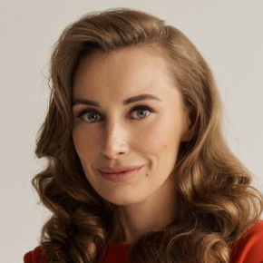 Марина Шахова