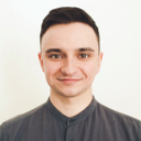 Роман Старцев