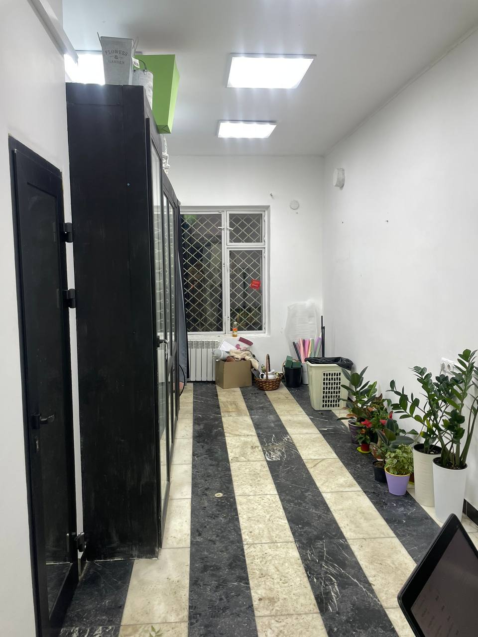 Фото магазина до ремонта