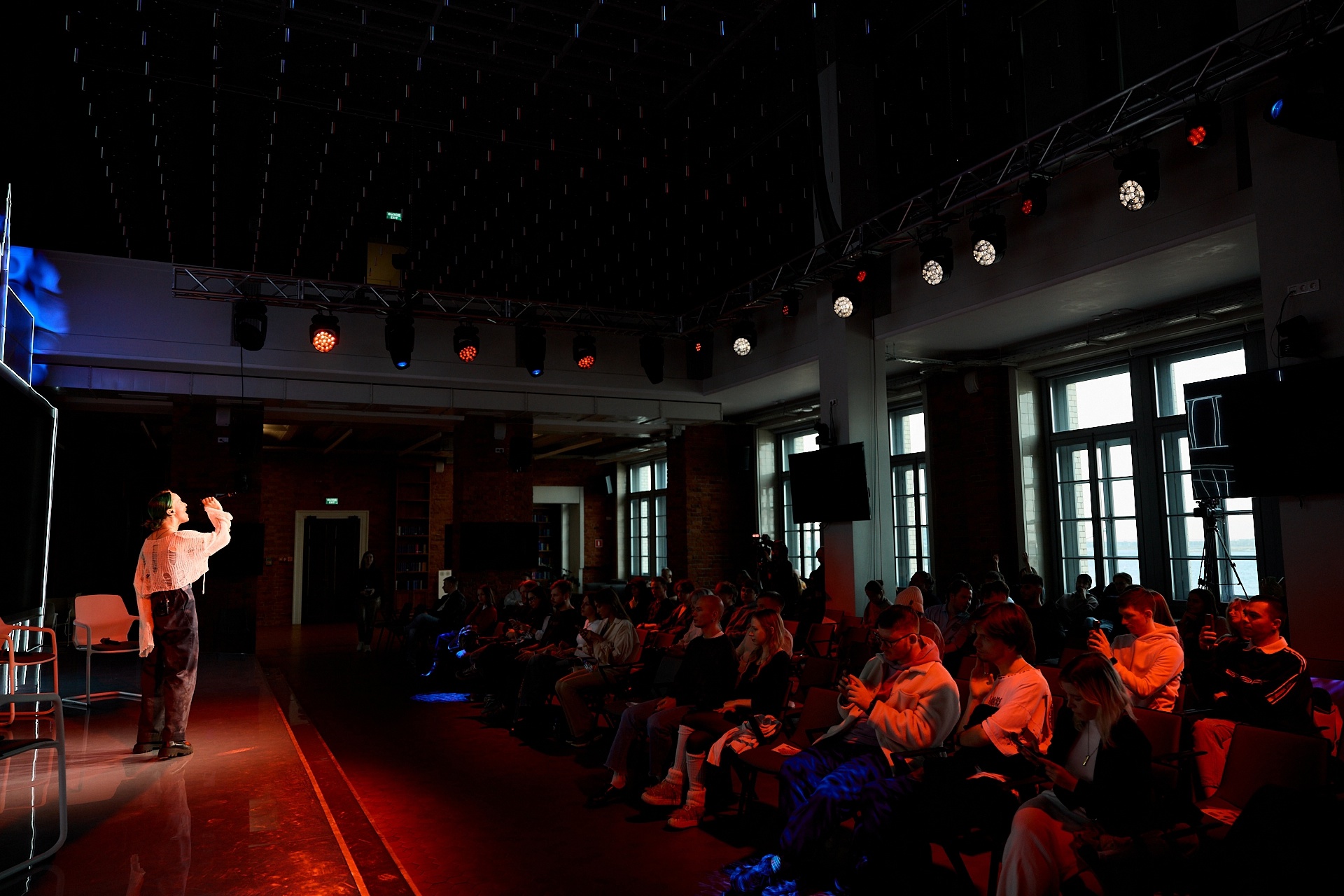 Важно правильно выбрать артиста для дальнейшего сотрудничества