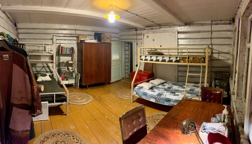 Комната в избинге