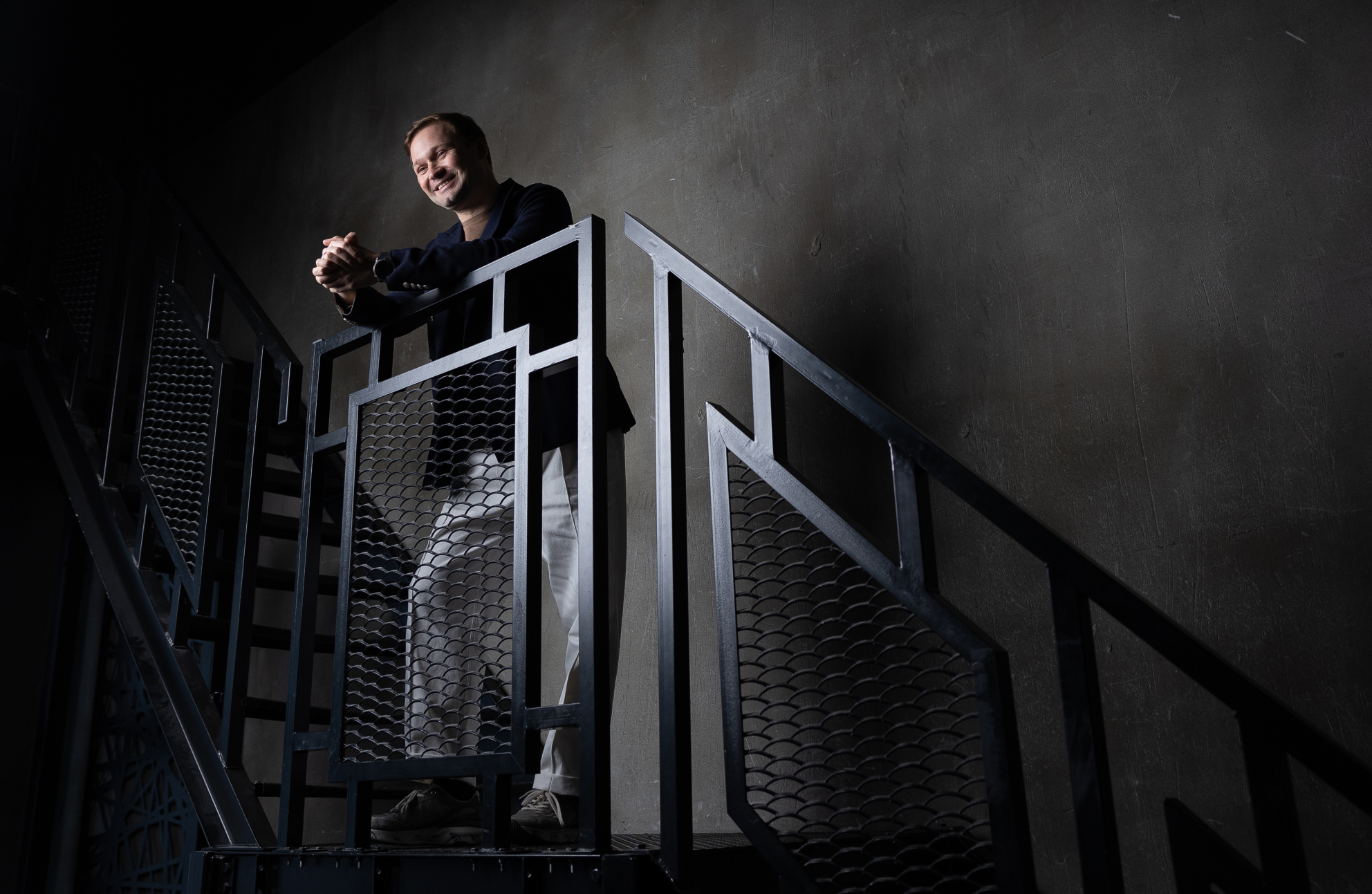 Вокруг были обветшалые производства, а у меня — идеальные наливные полы