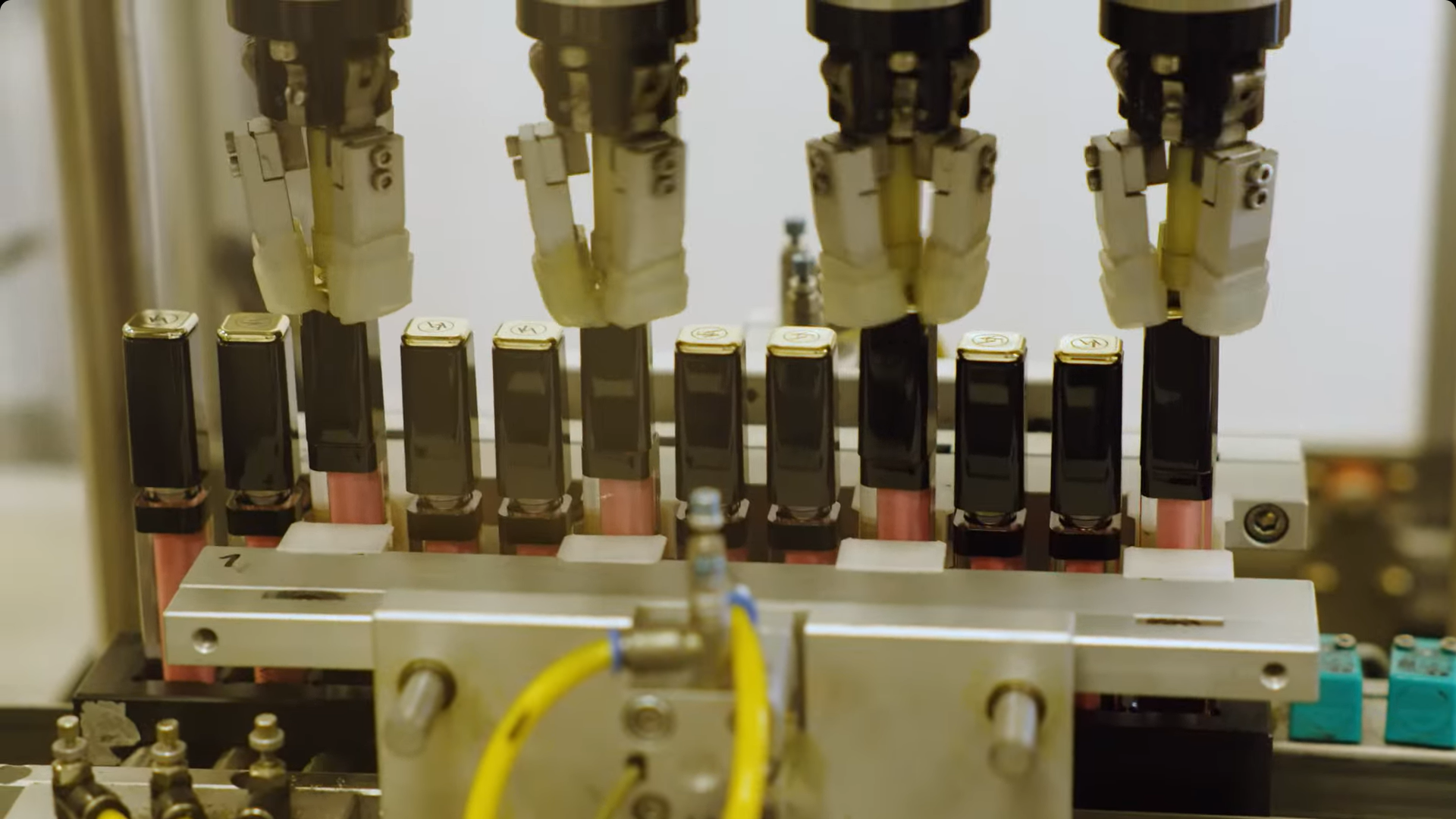 Производство косметики в «Рив Гош»