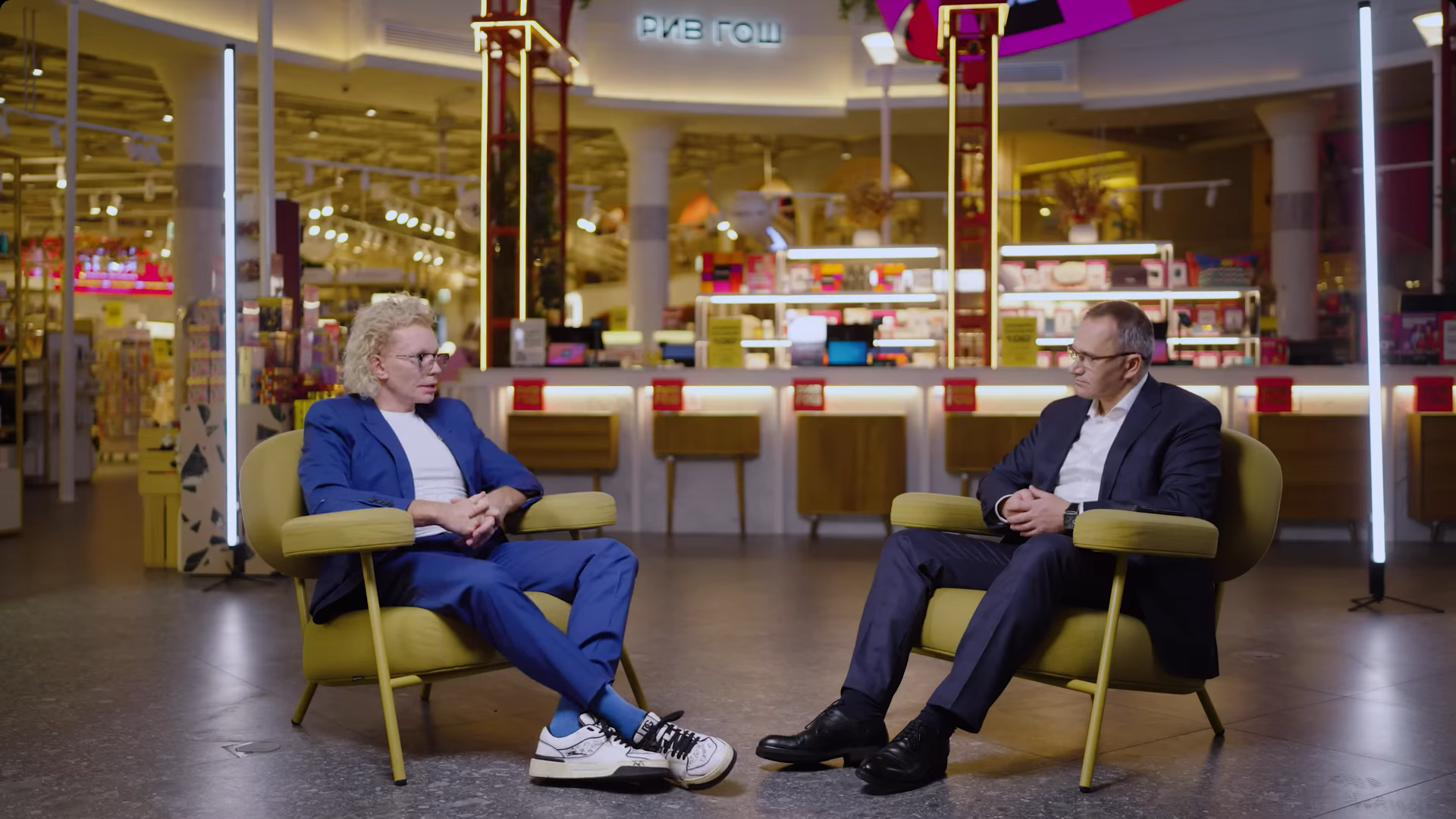 Обновленный магазин «Рив Гош» в универмаге «Московский»