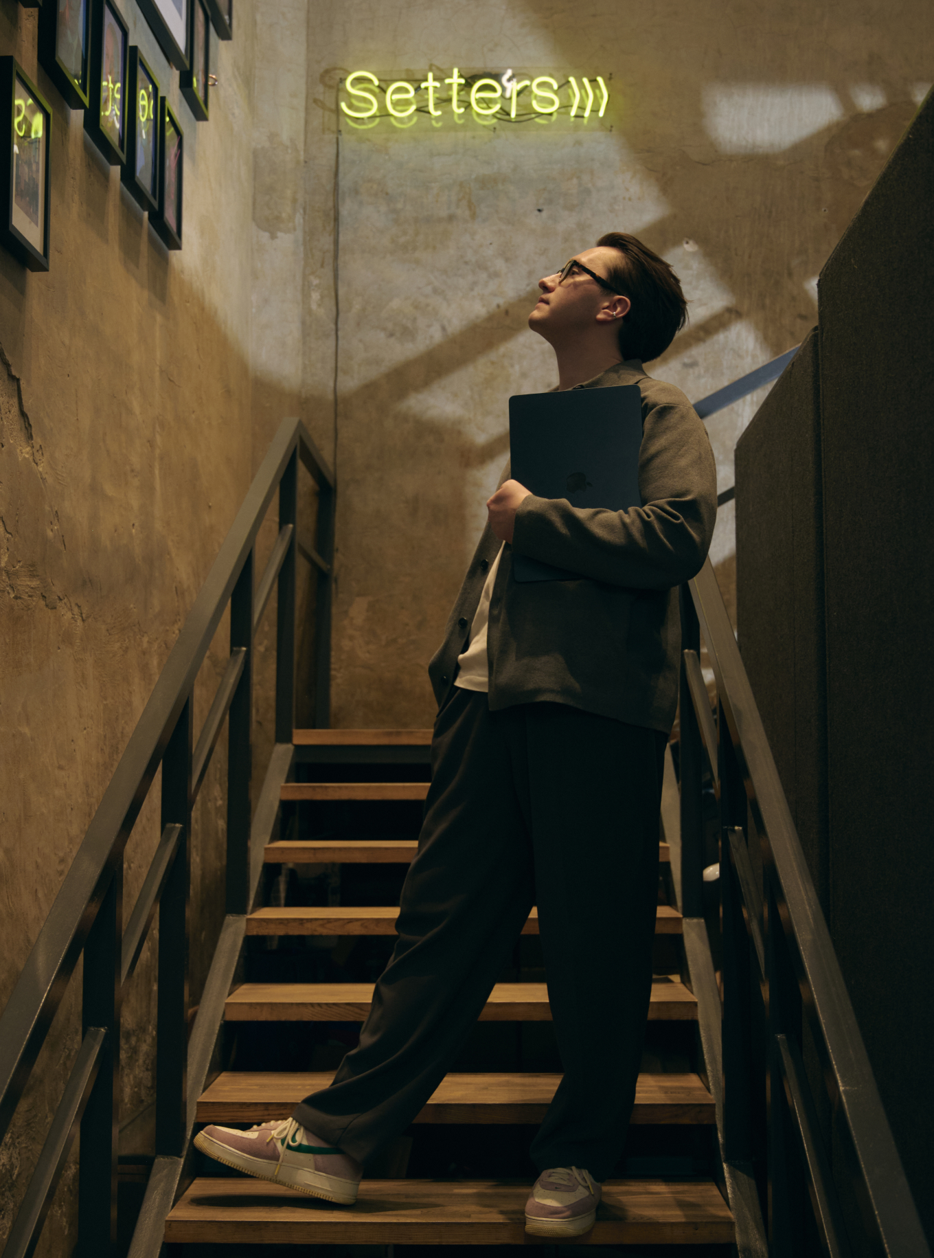 Сотрудники больше доверяют коллегам, чем начальству