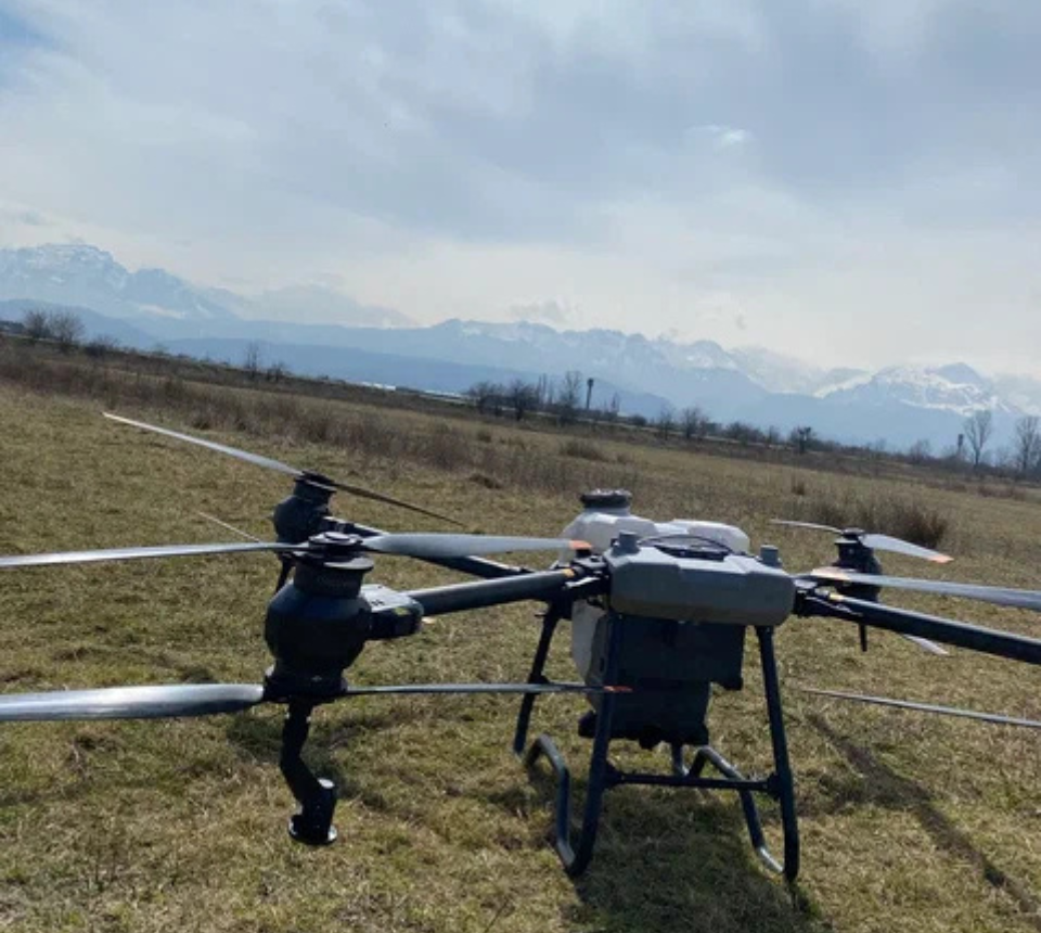 Дрон DJI Agras Т-30