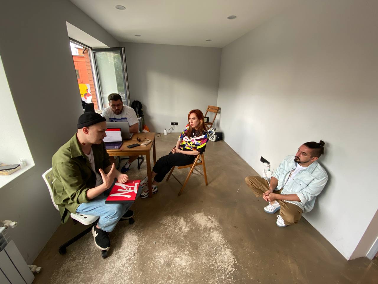 Офис «Джони и Клайд»