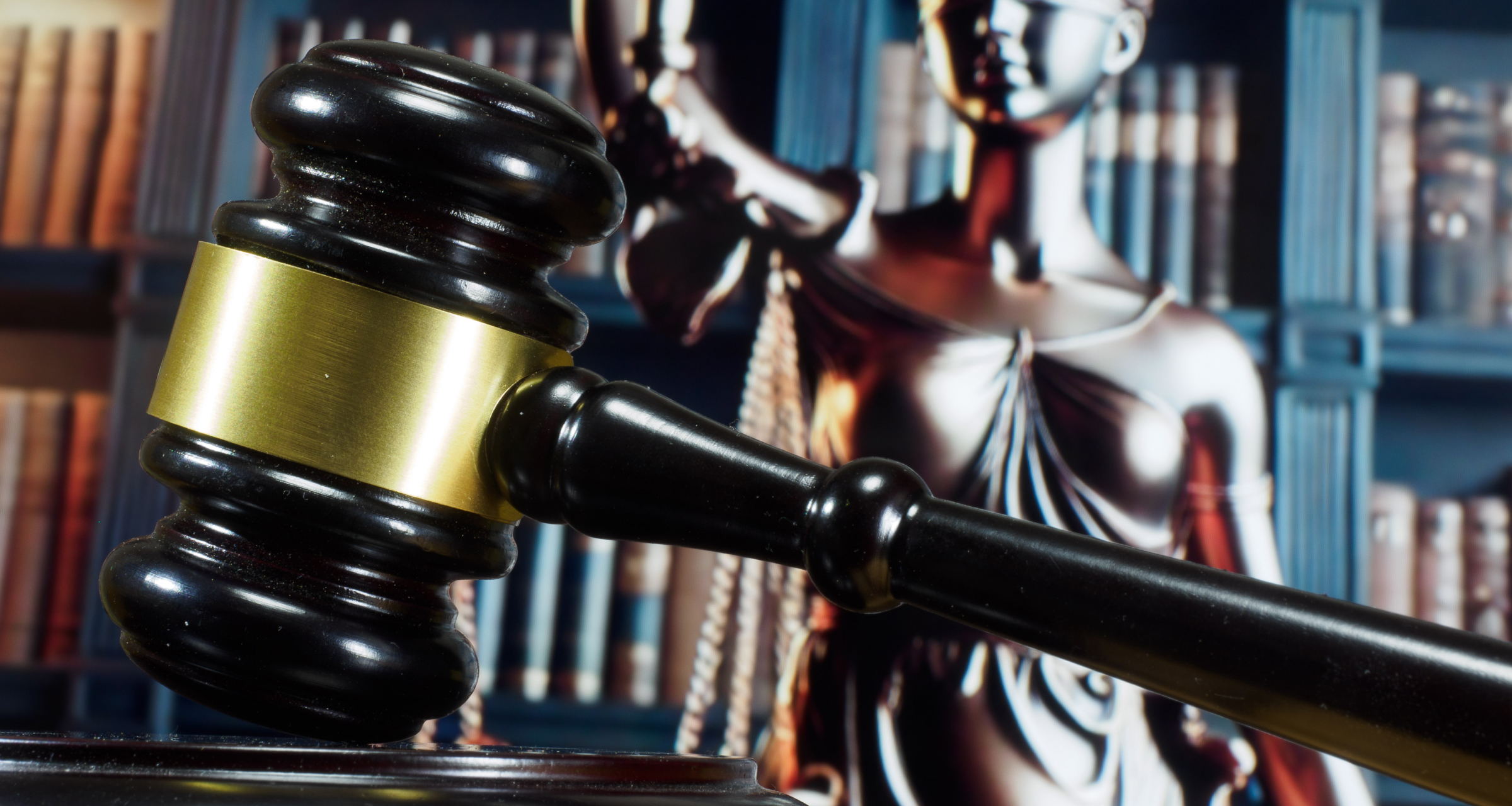 Блогер Влад Бумага банкротит свой бизнес в России