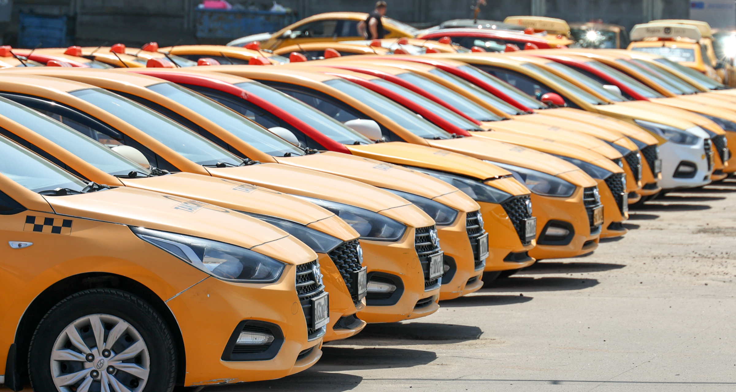 В Яндекс Такси рассказали о замедлении роста цен на поездки