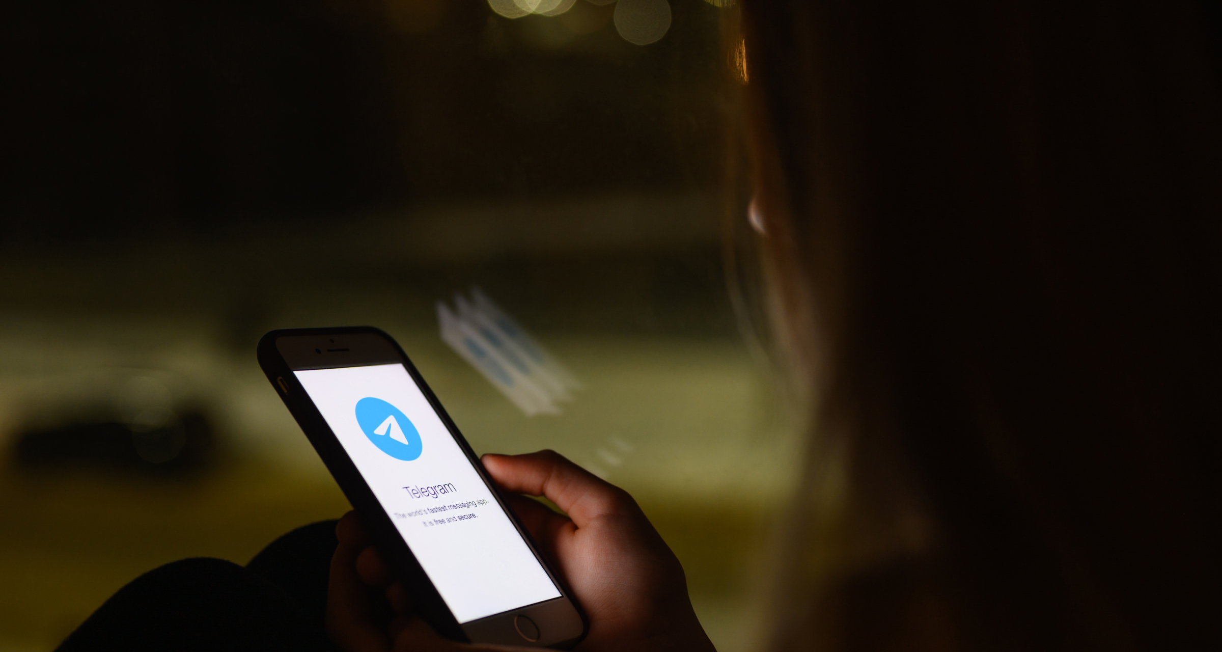 Доходы крупных блогеров в Телеграме сократились почти на 20%