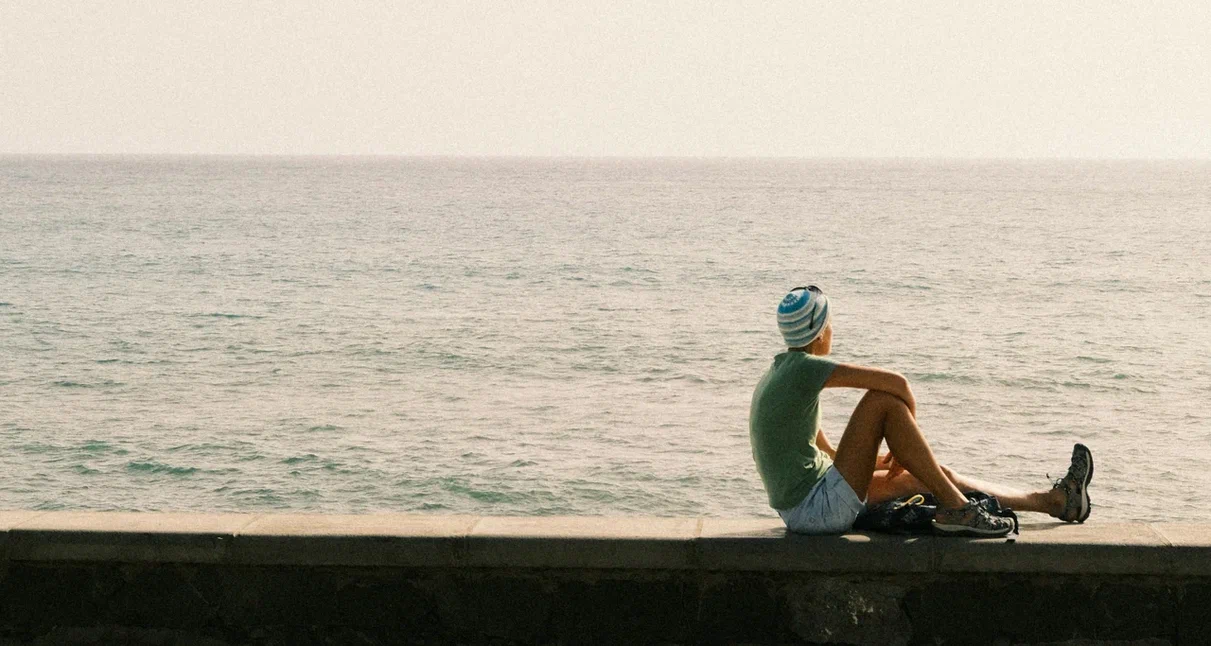 Стало известно, сколько россиян скучают по работе во время отпуска