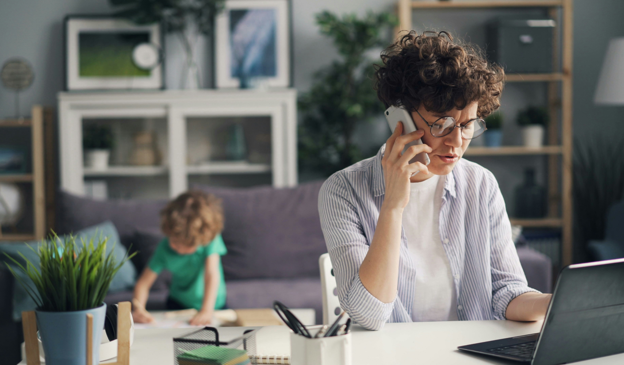 Семейные россияне ожидают от работодателей заботы о своих детях