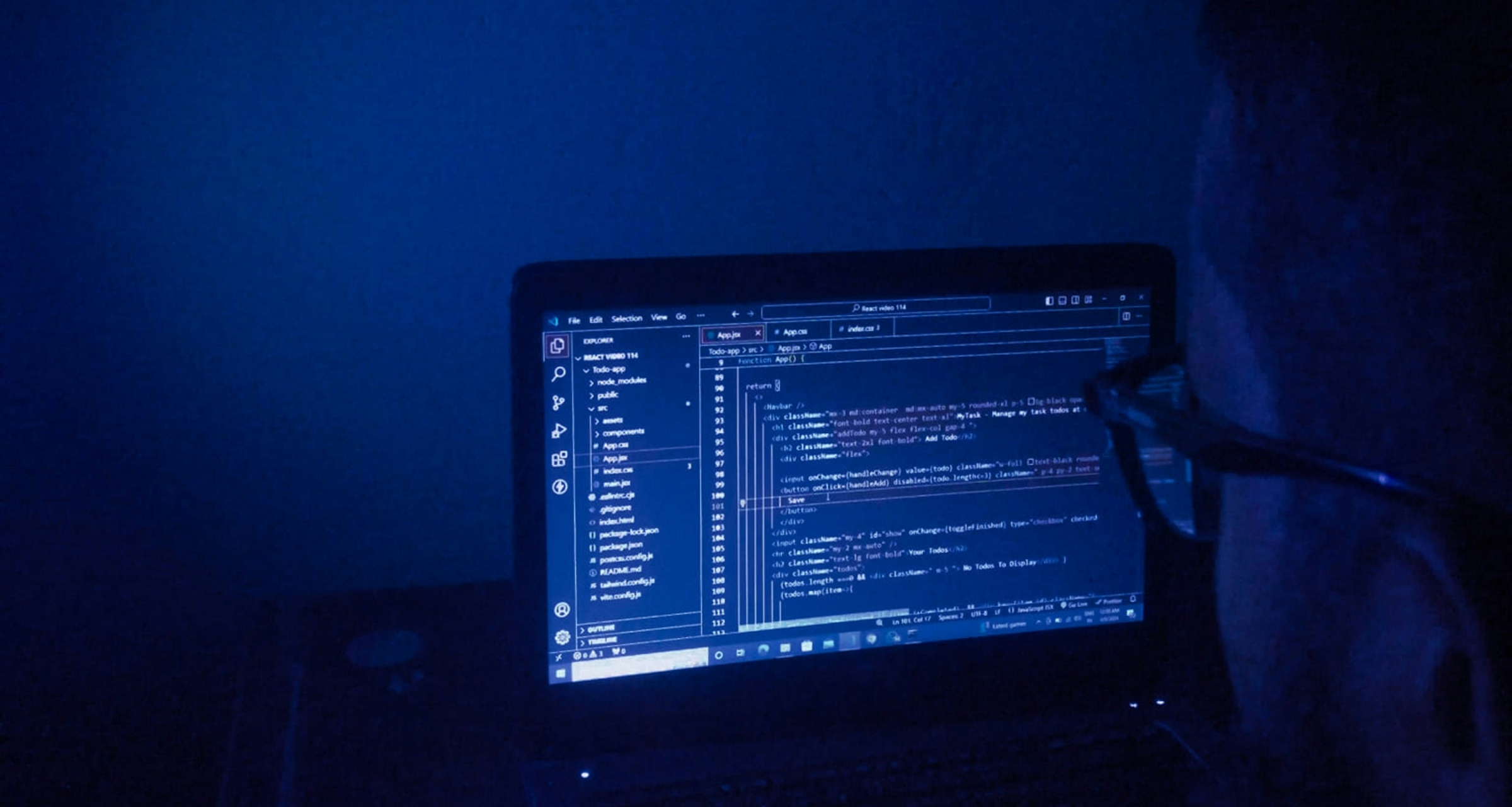 ИИ может сэкономить сотрудникам и руководителям более 12 рабочих часов в неделю