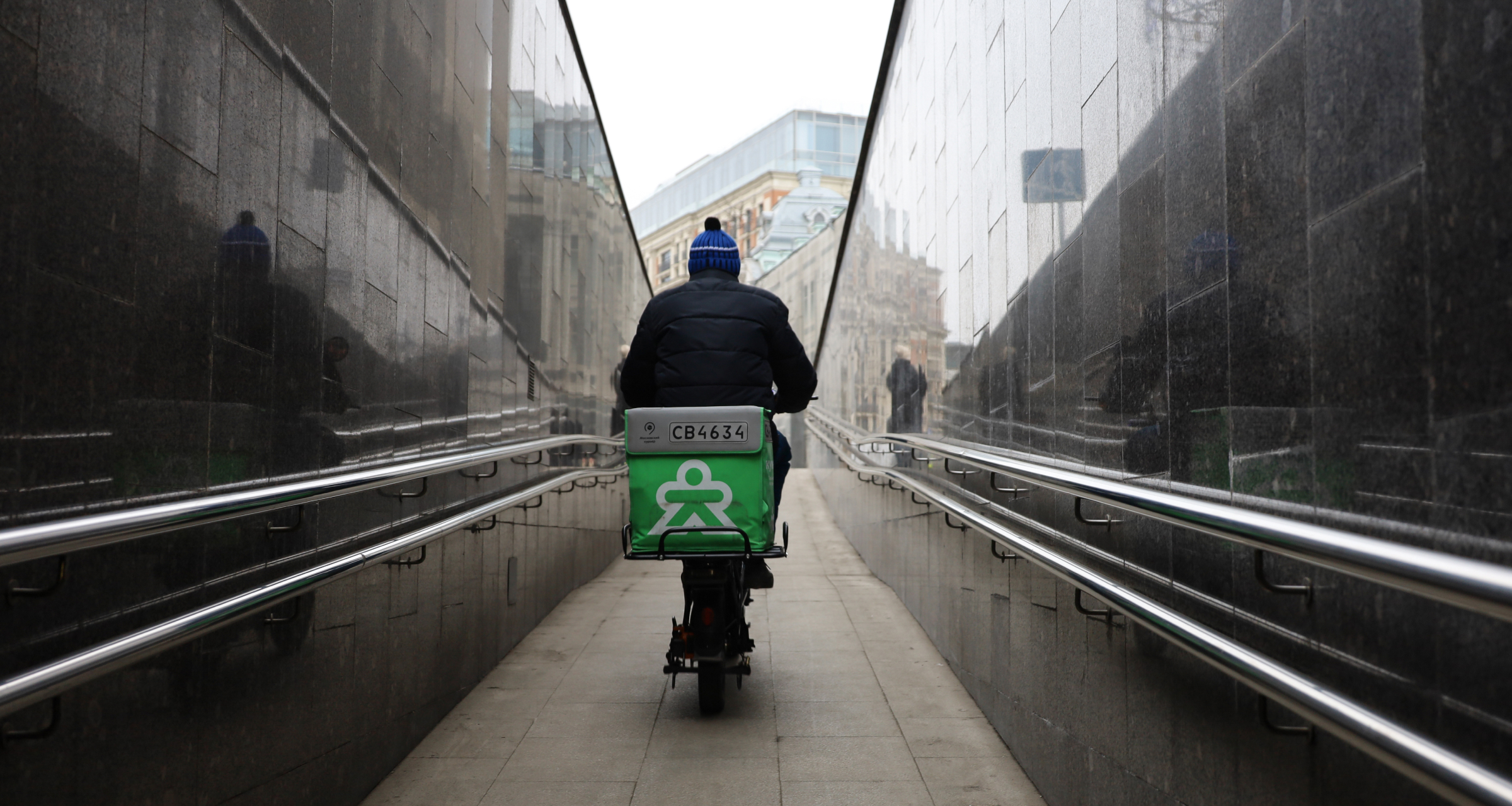 Рост рынка курьерской доставки в России начал замедляться