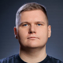 Денис Максимов
