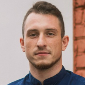 Илья Русаков