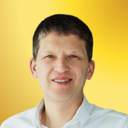 Илья Серов