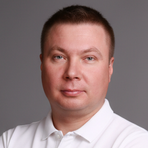 Михаил Петров