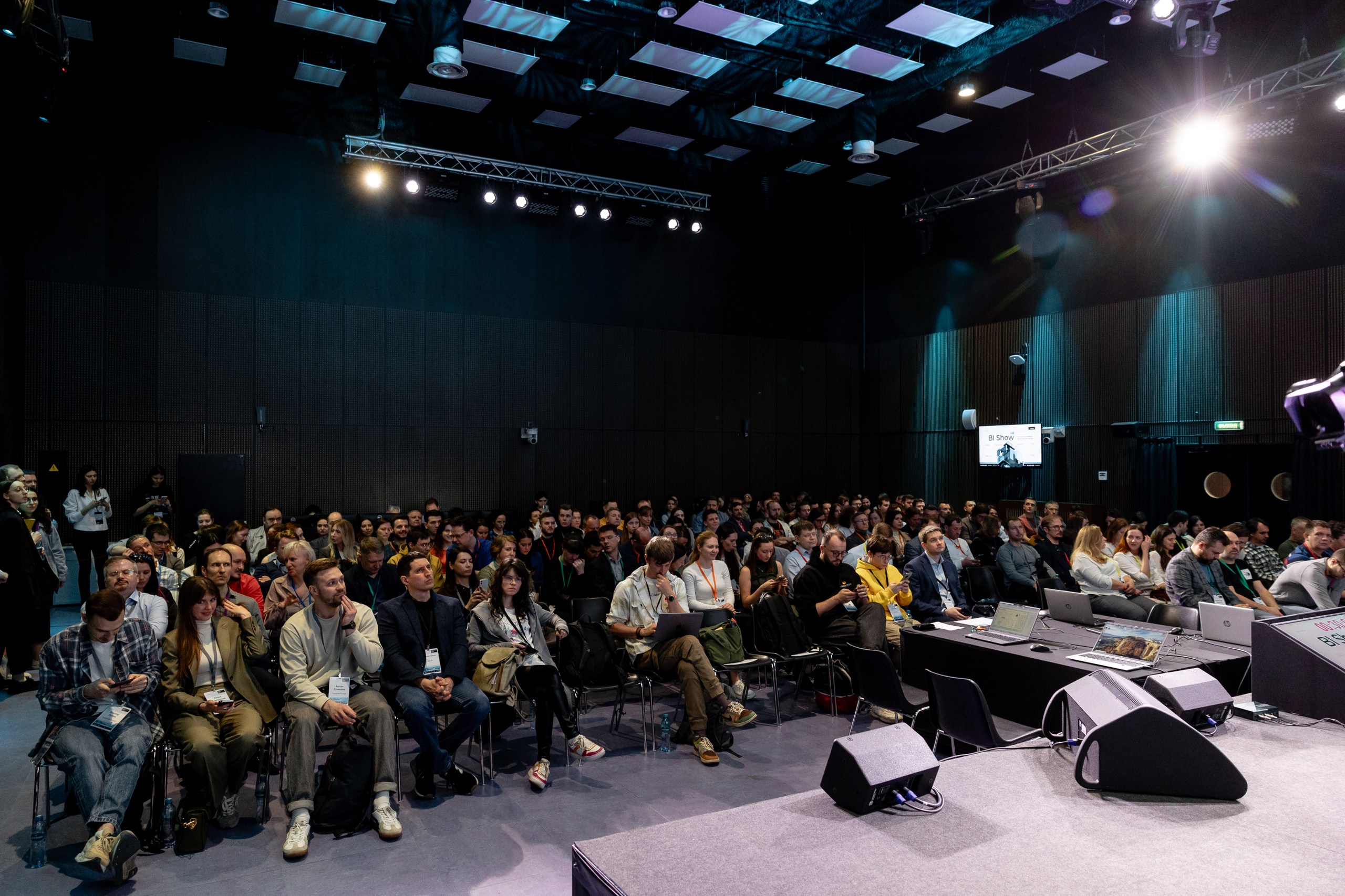 Работе с аналитической системой должны учиться все