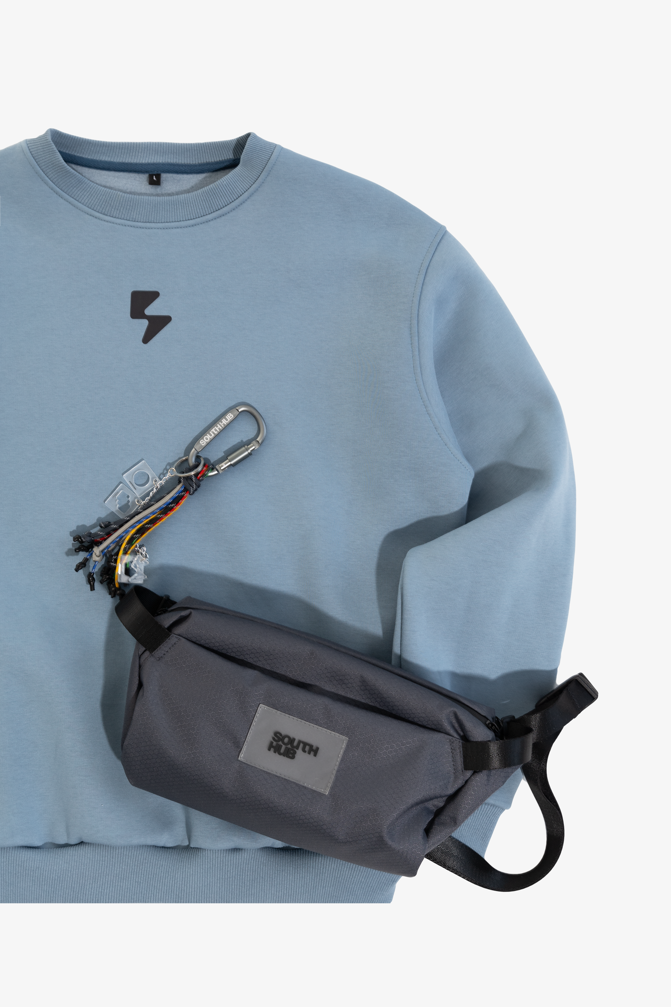 Одна из позиций корпоративного мерча от COMERCH. Брендированные сумки и подвесы