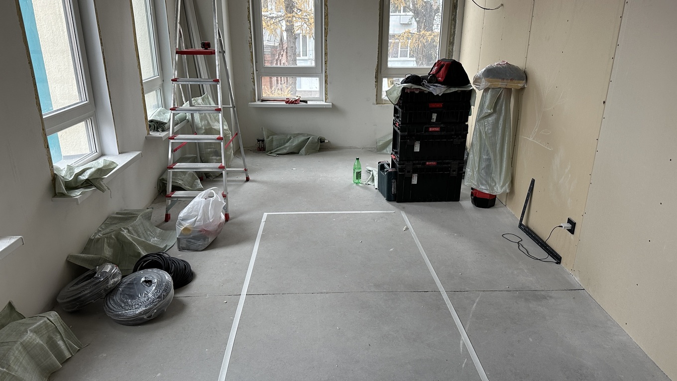 Процесс ремонта офиса компании «211»