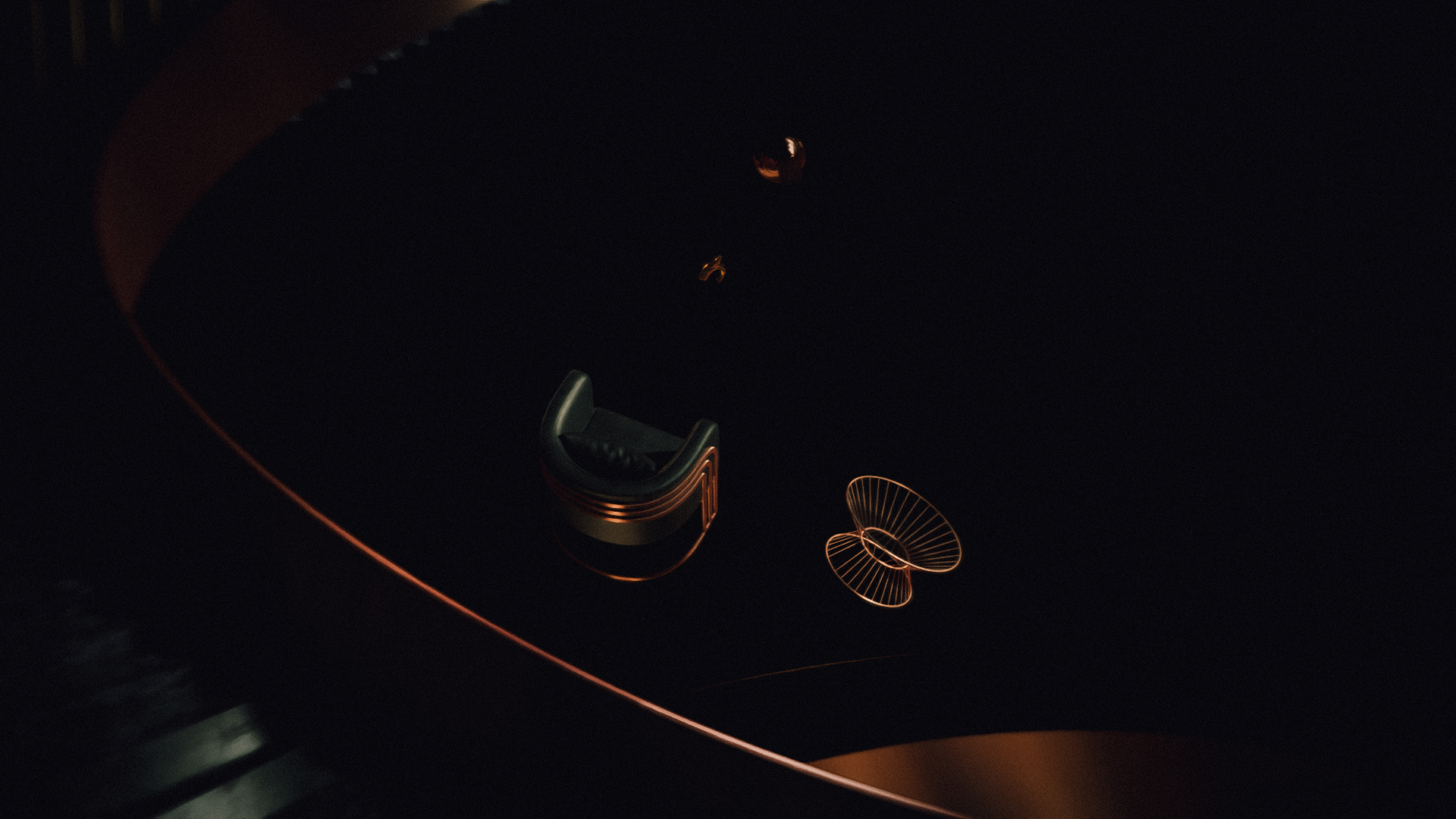 Парящие предметы вокруг винтовой лестницы в цифровом пространстве сайта TIMELESS